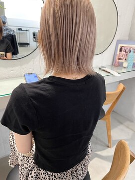 フォト 新宿三丁目(foto) 大人ガーリー/似合わせカット/ミディアムレイヤーカット/新宿