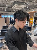 ルースト 原宿店(ROOST)&nbsp;原宿/刈り上げセンターパート/波巻きツイストスパイラル