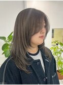 レイヤーカットミルクティーベージュブリーチなしダブルカラー