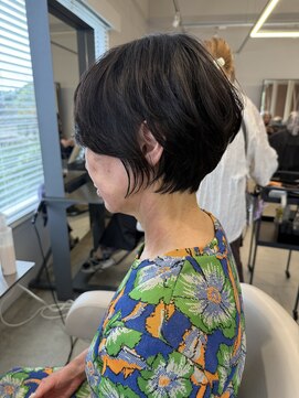 ビスチェ(Vische) 大人ショートヘア