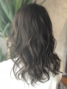 レガーロ(RegaLo) 透け感グレージュ