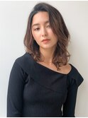 誰もが目を惹く色気巻き