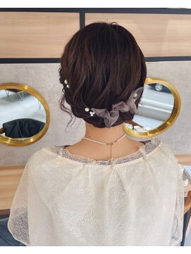 シー(thee) ボブアレンジ