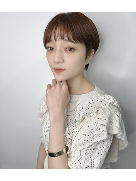 ウィローズ(WILLOW'S) 大人可愛い20代30代40代黒髪前下がりショートボブ丸みショート◎