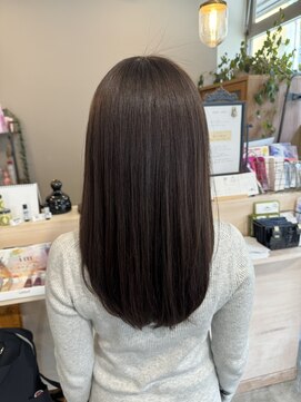 スアバイキキ(SuA by kiki.) デザインカラー/レイヤー/ウェットヘア/オリーブベージュ[千葉]