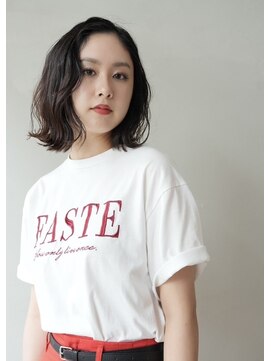 アルウ(Aru) ふんわりウェーブボブ