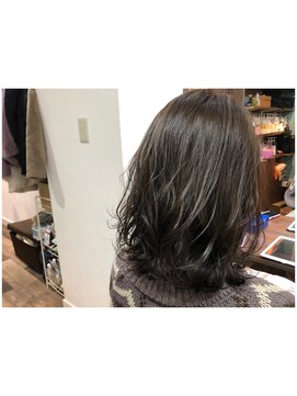 アオカマクラ(a-o Kamakura) 暗めオリーブベージュ