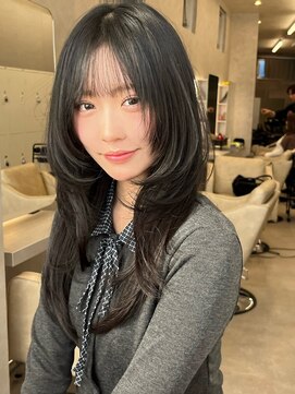 オムニス 表参道(Omnis) 暗髪ザクザクレイヤーハッシュカットワンカールレイヤー表参道