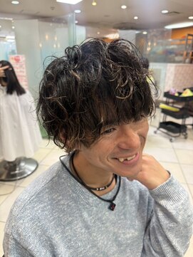 シャドウパーマ