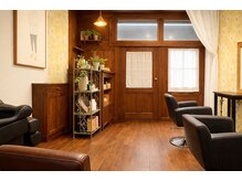 テテクルー(tete et clou)の雰囲気（各セット面　カーテンでパーソナルスペースを確保しています。）