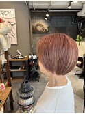 ショートボブ