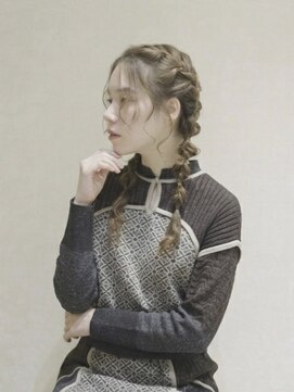 オレロ 国立(olelo) 大人ガーリー/似合わせカット/リバースセンターパート/国立