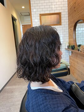 カットスキィ(cutskiii) クセ毛活かし×長めボブ