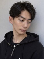 トリッカ シブヤ(TRICCA SHIBUYA)&nbsp;メンズカットパーマフェザーニュアンス毛流れセンターパート渋谷