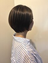ペスカケイクリエイティブ(PESCA K-CREATIVE) 丸みシルエットの大人コンパクトショートボブ