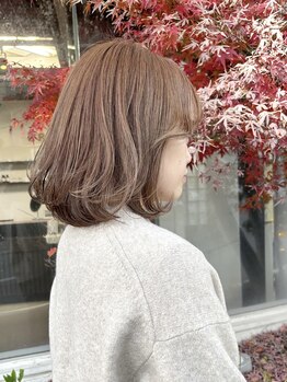 グランデ(GRANDE)の写真/その人の輪郭や骨格をカバーできる、卓越されたカット技術◎お悩みを魅力に変えてくれるサロン◇