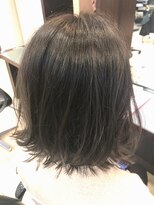 ケリーズグリーン(Kelly's Green)&nbsp;ブルージュ グレージュ ボブ