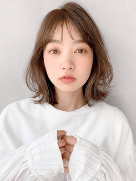 キリ 表参道(kyli) *斜めバング グレージュカラー デザインカラーシルキーベージュ*