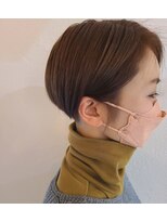 クア(qua)&nbsp;簡単スタイリング　耳掛け　大人ショートボブ
