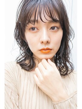 クラン(clan) 外ハネボブセクションカラーグラデーションカラーペールベージュ