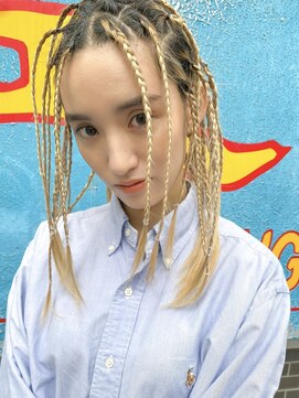 ドーター(daughter) 【daughter mami】編み編み三つ編みアレンジ