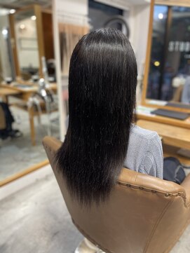 フツーロ 栄(FUTURO) プルエクステ　エクステ　黒髪