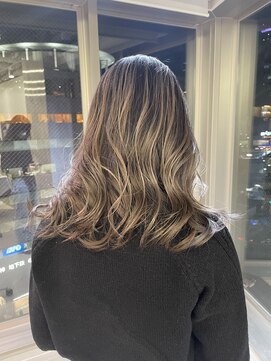 エイト 神戸三宮店(EIGHT) 【ワンブリーチで作る】バレイヤージュ