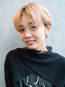 ロンドアンメゾン 原宿(Lond un Maison.) ショート/顔周り姫カット+ブリーチハイトーンシアカラー[原宿]