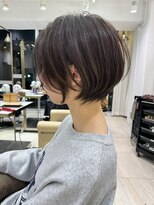 アンド ストーリーズ(&STORIES)&nbsp;前髪なし小顔ひし形丸み耳掛けショート20代30代40代50代（蘭）