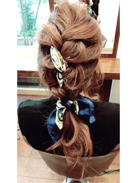 キッカ(CHICCA) 【CHICCA】スカーフアレンジ☆中級編