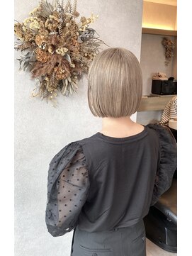 カロ(Caro) beige×grey