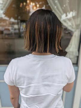 クラス(CLASS) 大人可愛い抜け感外はねボブにナチュラルベージュハイライト