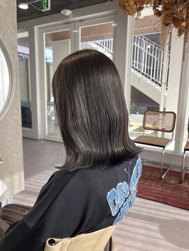 アエル(AELU) オリーブグレー