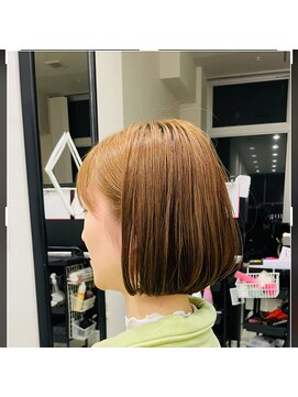 アヴソリューク(Absoluk) 前髪ありナチュラルボブ