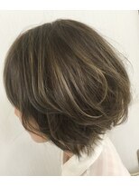 ブルームシエル(bloom ciel)&nbsp;立体感ハイライトのレイヤーボブ