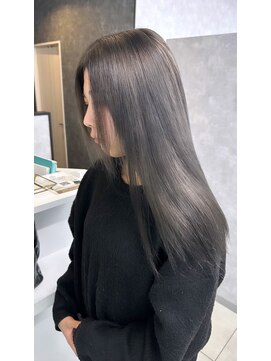 グランデ リー(GRANDE ly) グレーカラー