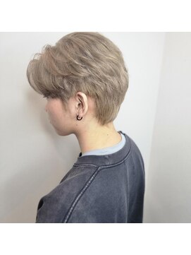 アレクサンドル オブ カラーズ トヤマ(ALEXANDRE OF COLORS TOYAMA) ベージュカラー