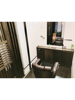 個室有り♪女性のお客様もゆっくりリラックスできます！アロマの香りでゆったりとしたお時間を・・・