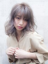 メノン 茨木店(Menon)&nbsp;グラデーションカラー 小顔　ことりベージュ　ミディアム