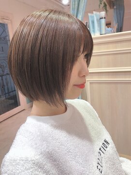 ロンド 表参道店(Lond) 【津賀雅也】　ナチュラル　ストレート　小顔ボブ☆