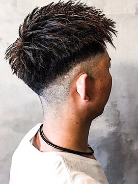 サロンド ココ(Salon de COCO) [犬山小牧江南]メンズカット×フェードグラ×ハイライトカラー