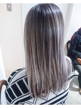 アオ(AO) 外国人風ハイライトグラデーションカラー