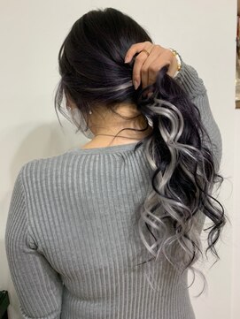 スリジエ(Cerisier) アッシュグレー＋インナーカラー[cerisier 新宿]