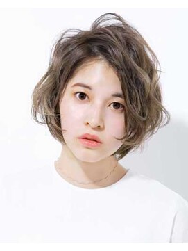 タヤ シァル鶴見店(TAYA) 大人かっこいいかき上げバングショートボブ