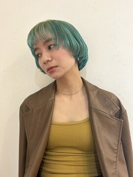 ルーシィバイナチュラル(lucy by Natural) グリーン×ボブ