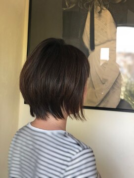 スガタ リフレクション(SUGATA reflection) ショートボブ