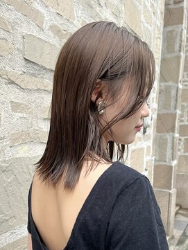 ビュートリアム265(BEAUTRIUM 265) 大人ボブ ぱっつんボブ 長めボブ オリーブベージュ ミディアム