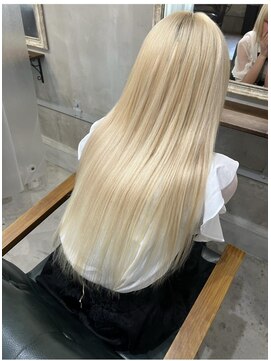 ルフレ 新宿本店1st(Reflet) ハイトーンロング、プルエクステ