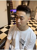 フェザーアップバーバースタイル