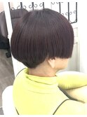 刈り上げショートボブ